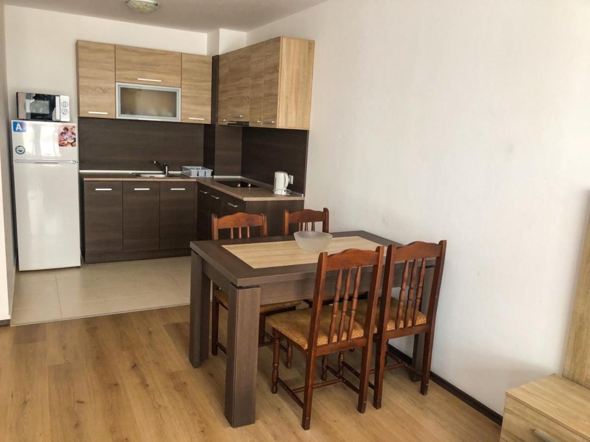 Sunrise Apartments, Апартаменти